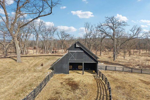 2797 Lalor Road, Oregon, WI 53575