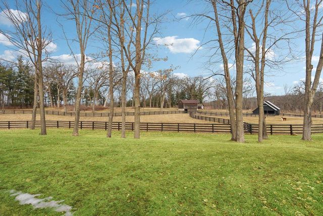 2797 Lalor Road, Oregon, WI 53575