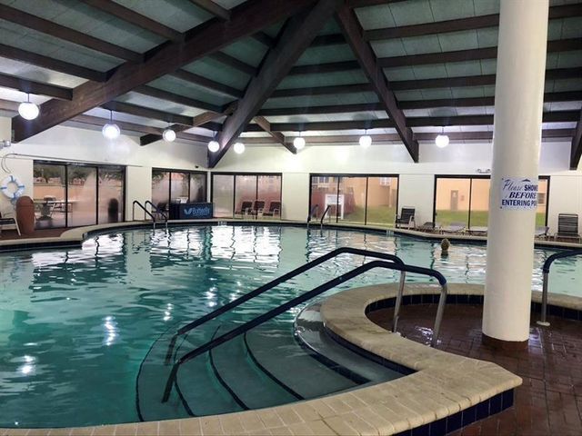 9330 S Sunrise Lakes Boulevard 304, Sunrise, FL 33322