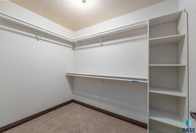 27121 Morning Glory Ave Avenue, Harrisburg, SD 57032