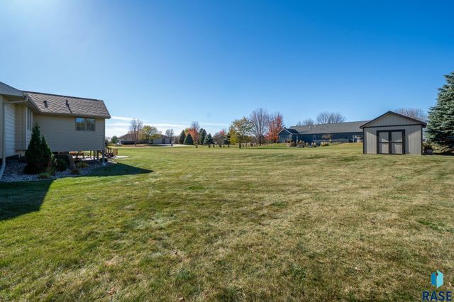 27121 Morning Glory Ave Avenue, Harrisburg, SD 57032
