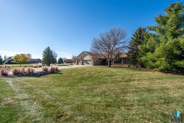 27121 Morning Glory Ave Avenue, Harrisburg, SD 57032