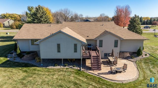 27121 Morning Glory Ave Avenue, Harrisburg, SD 57032