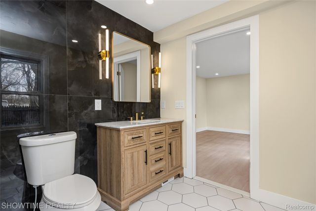 30430 Park Street, Roseville, MI 48066