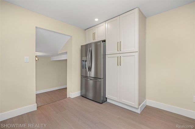 30430 Park Street, Roseville, MI 48066