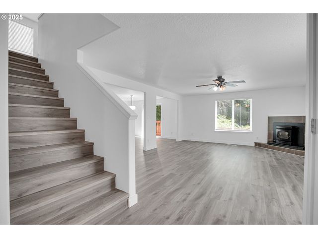 6406 Ne 139TH Ct, Vancouver, WA 98682