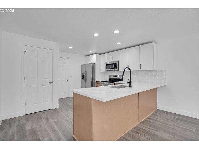 6406 Ne 139TH Ct, Vancouver, WA 98682