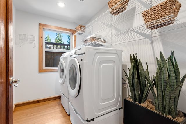 9920 28th Avenue SW, Seattle, WA 98126