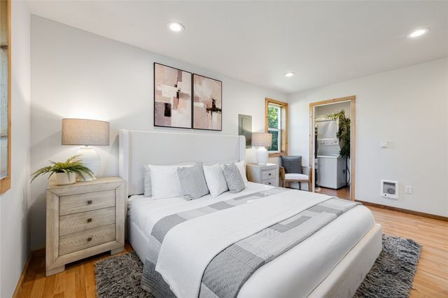 9920 28th Avenue SW, Seattle, WA 98126
