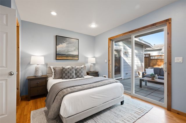 9920 28th Avenue SW, Seattle, WA 98126