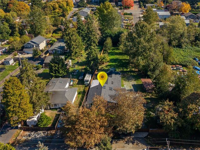 9920 28th Avenue SW, Seattle, WA 98126