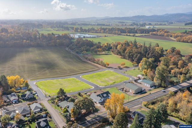 Lot 7 Block 6 W Grant St, Carlton, OR 97111