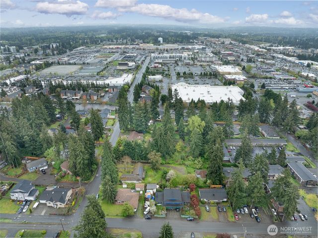 31021 20th Avenue S, Federal Way, WA 98003