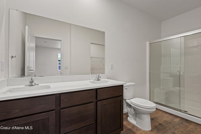 5318 E Antares Ln, Post Falls, ID 83854