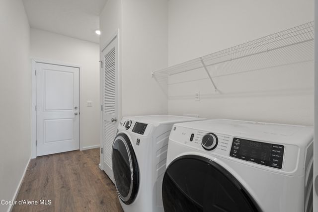 5318 E Antares Ln, Post Falls, ID 83854