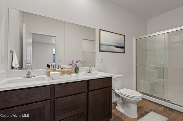 5318 E Antares Ln, Post Falls, ID 83854