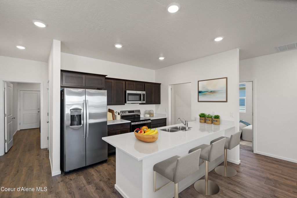 5318 E Antares Ln, Post Falls, ID 83854