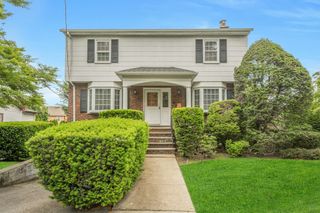 115 Fowler Avenue, Yonkers, NY 10701