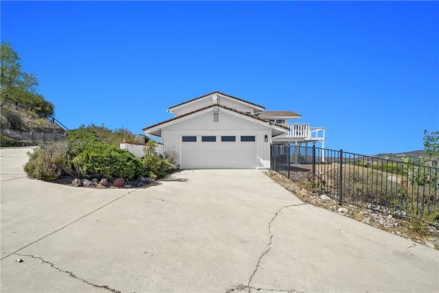 39158 Vista Del Bosque, Murrieta, CA 92562