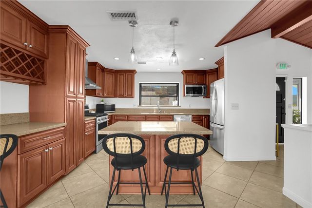 39158 Vista Del Bosque, Murrieta, CA 92562