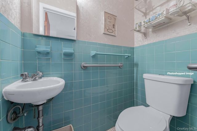 331 Richmond Road, Douglaston, NY 11363