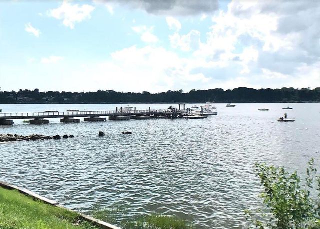 331 Richmond Road, Douglaston, NY 11363