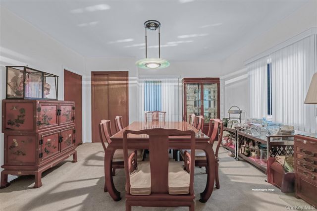 331 Richmond Road, Douglaston, NY 11363