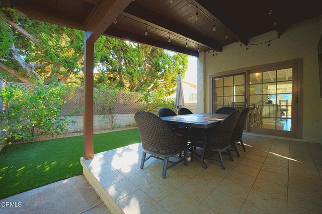 942 Woodlawn Drive, Thousand Oaks, CA 91360