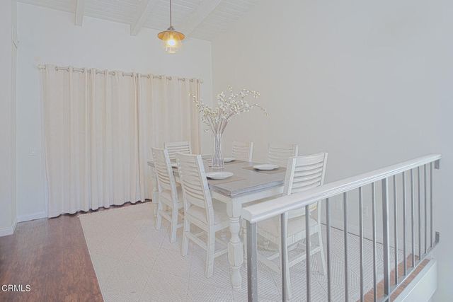 942 Woodlawn Drive, Thousand Oaks, CA 91360