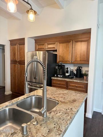 942 Woodlawn Drive, Thousand Oaks, CA 91360