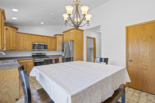 506 ROSEMARY COURT, Pulaski, WI 54162