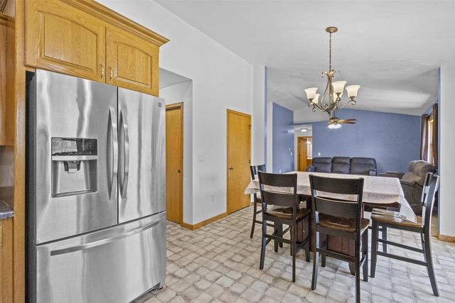 506 ROSEMARY COURT, Pulaski, WI 54162