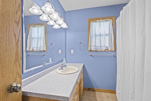 506 ROSEMARY COURT, Pulaski, WI 54162