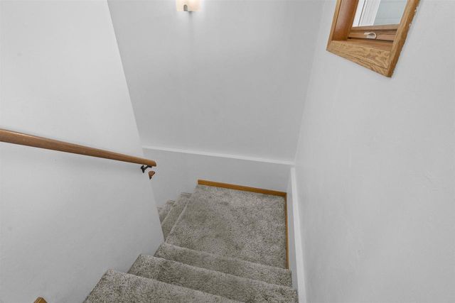 506 ROSEMARY COURT, Pulaski, WI 54162