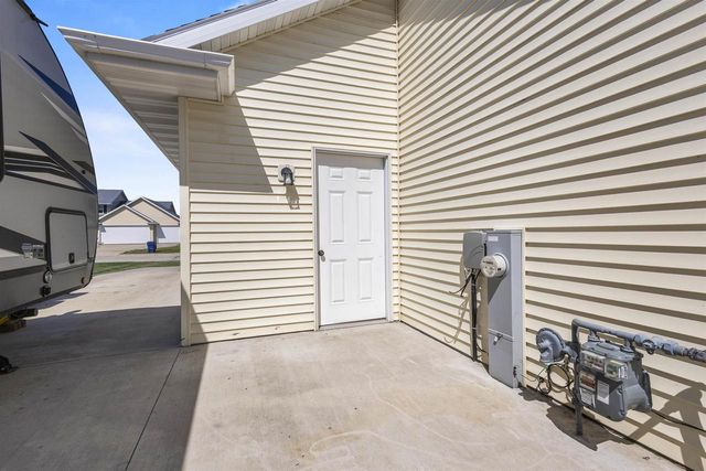 506 ROSEMARY COURT, Pulaski, WI 54162