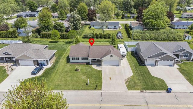506 ROSEMARY COURT, Pulaski, WI 54162
