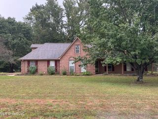 350 Carrington Court, Hernando, MS 38632