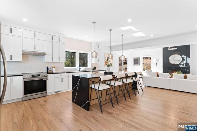 1 Four Corners Road, Blairstown, NJ 07825