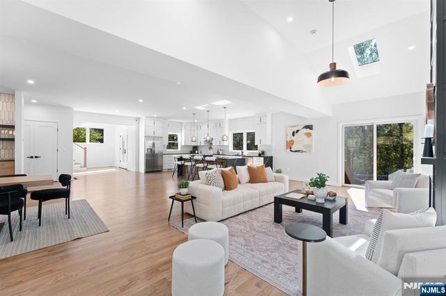 1 Four Corners Road, Blairstown, NJ 07825