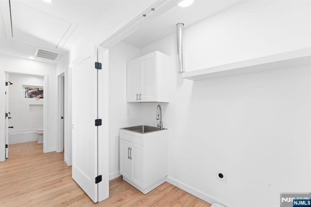 1 Four Corners Road, Blairstown, NJ 07825