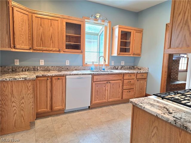 920 32th Street, Parkersburg, WV 26104