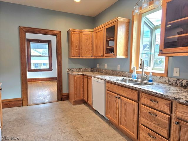 920 32th Street, Parkersburg, WV 26104