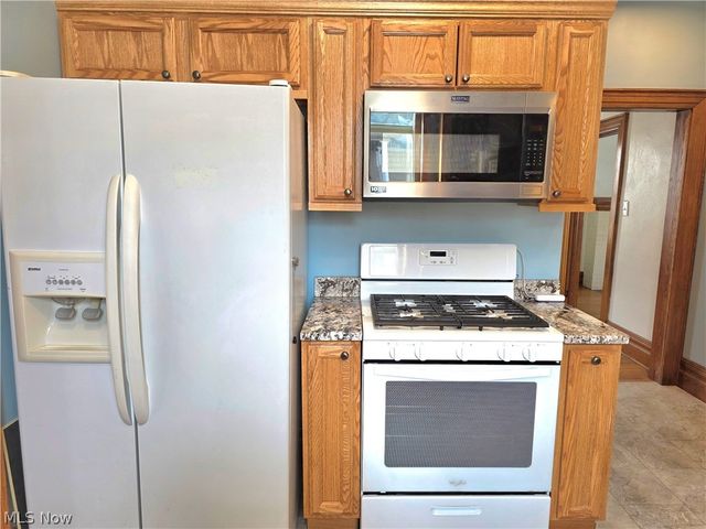 920 32th Street, Parkersburg, WV 26104