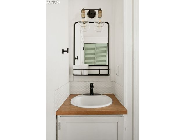 34440 OCEAN Dr, Pacific City, OR 97135