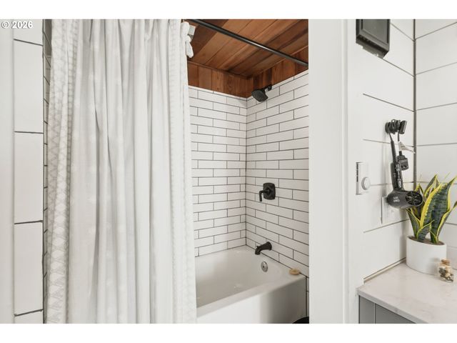 34440 OCEAN Dr, Pacific City, OR 97135