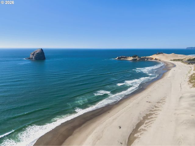 34440 OCEAN Dr, Pacific City, OR 97135