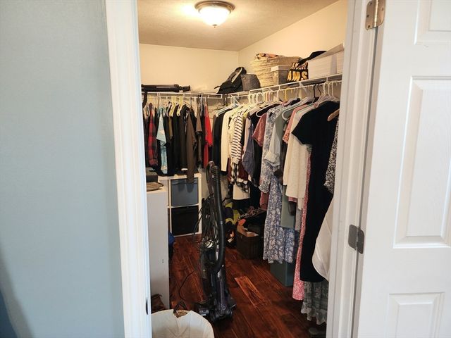76 Brierwood Drive, Fitchburg, MA 01420
