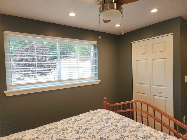 76 Brierwood Drive, Fitchburg, MA 01420