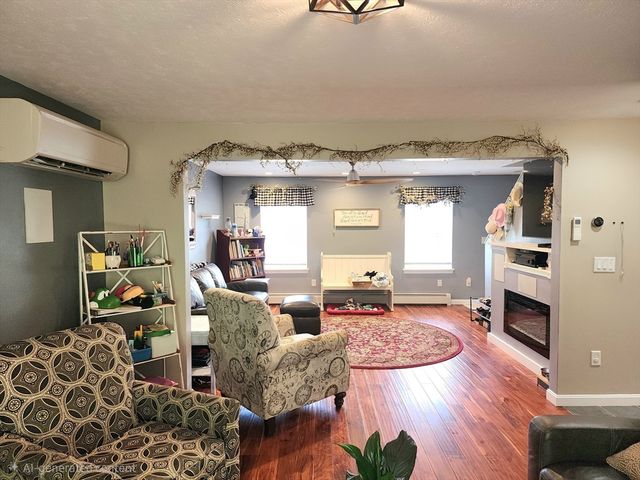 76 Brierwood Drive, Fitchburg, MA 01420
