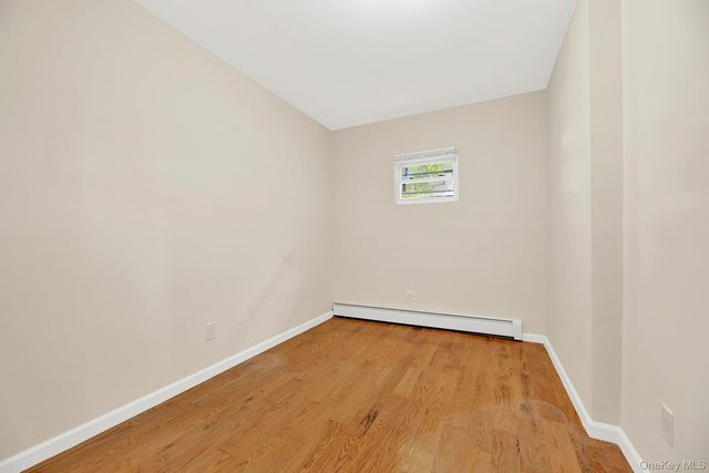 18805 Liberty Avenue, Saint Albans, NY 11412